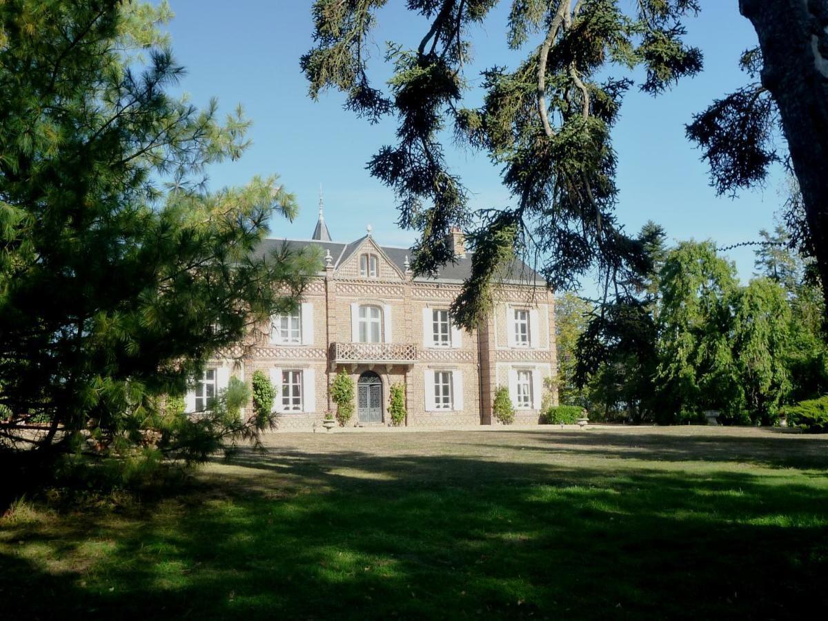 Bed and Breakfast Manoir Des Tuileries Du Buisson Verneuil d'Avre et d'Iton Exterior foto